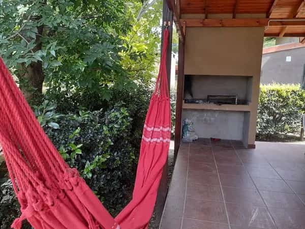 Cabaña Nro6 cochera/galeria con asdor y hamaca